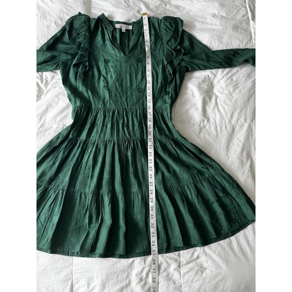 Adelyn Rae Size Medium Green Dress Long Sleeve Flowy Flowers V-neck EUC - Picture 4 of 10